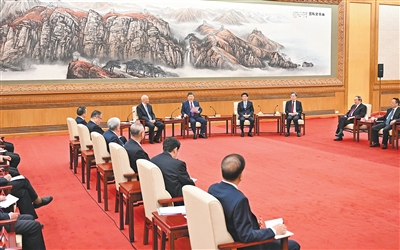 习近平同党外人士共迎新春